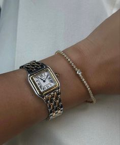 Cartier Watches Women, Cartier Panthere, Mia 3, Cartier Watch, Stacked Jewelry, Jewelry Lookbook, 가을 패션, Girly Jewelry