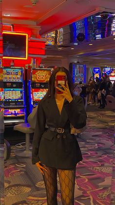 #fashion #gucci #vegas #blazer #ootd Gucci Blazer Outfit, Las Vegas Inspired Outfits, Vegas Cold Outfits, Elegant Vegas Outfit, Las Vegas Outfit Inspiration, Chill Vegas Outfit, Vegas Looks Casual, Vegas Outfit Ideas Casino, Casino Outfits Women Casual