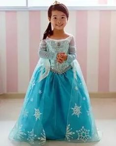 Film Frozen, Princess Elsa Dress, Soft Dresses, Costume Carnaval, Elsa Cosplay, Frozen Dress, Elsa Costume, Baby Party Dress, Anna Dress