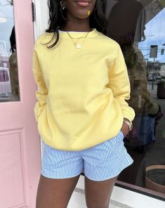 Are you looking for the perfect blank crewneck sweatshirt to add to your collection? Our amazing yellow crewneck will have all of your customers cheering. Its vibrant light yellow color is perfect for every style, and its soft fuzzy interior offers comfort and assures a great fit. 60% cotton, 40% polyester machine wash cold, hang dry iron low size up for oversized look Yellow Crewneck Outfit, Vibrant Color Outfit, Fitted Tshirt Outfit, Light Yellow Outfit, Yellow And Blue Outfits, Yellow Sweatshirt Outfit, Butter Yellow Outfit, Yellow Outfit Ideas, Yellow Sweater Outfit