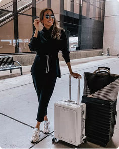 Comfortable and stylish travel / airport outfit idea Wearing a size small Runs tts Matching Loungewear Set, Comfortable Travel Outfit, Chic Fits, Perfect Travel Outfit, Air Port Outfit, Comfy Travel Outfit, Halloween Costumes To Make, Flight Essentials