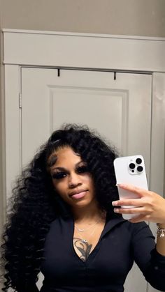 Deep Wave Wig Outfit, Black Lace Front Hairstyles, Frontal Wig Hairstyles, Quick Weave Hairstyles, Frontal Hairstyles, Pretty Braided Hairstyles, Hot Hair Styles, Hair Ponytail Styles, Dope Hairstyles