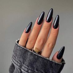 Super Cute And Stylish Ships In 5-10 Business Days Nail Art Noir, Black Chrome Nails, Red Chrome Nails, Nagellack Trends, Cute Nails For Fall, Gel Mani, Cat Eye Nails, Black Nail