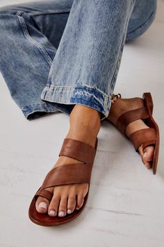 Abilene Toe Loop Sandals | Free People Toe Loop Sandals, Mode Casual, Looks Style, Sandals Summer, Cute Shoes, Summer Shoes, Boho Outfits, Leather Sandals, Me Too Shoes