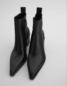 Jodhpur Boots, Aesthetic Shoes, Mens Black Leather, Black Leather Heels, Mens Shoes Boots, Mode Inspo, Jodhpur, Winter Shoes