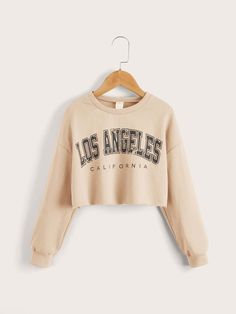 Crop Top Sweatshirt Outfit, Aesthetic Dressing, Shein Clothes, Drop Shoulder Sweatshirt, Girls Jumpers, Girls Crop Tops, Dropped Shoulder Sweatshirt