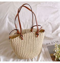 Casual Beige Natural Fiber Bag, Casual Beige Bag Made Of Natural Fiber, Casual Beige Bag In Natural Fiber, Casual Beige Bags Made Of Natural Fiber, Casual Beige Handwoven Bag, Casual Handwoven Beige Bag, Beige Braided Tote Bag, Casual Woven Jute Bag, Beige Braided Tote Shoulder Bag