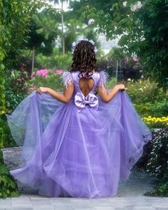 Violet Colour Dress, Purple Flower Girl Dresses, Violet Colour, Dress With Cap Sleeves, Elegant Ball Gowns, Line Flower, Flower Girl Dresses Tulle, Flower Fabric, Purple Flower