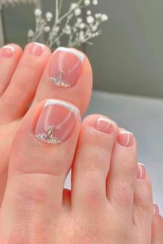 French Toe Nails, French Pedicure Designs, Pink Toe Nails, Press On Toenails, French Pedicure, Gel Toe Nails, Acrylic Toe Nails, Toe Nail Color, Pretty Toe Nails