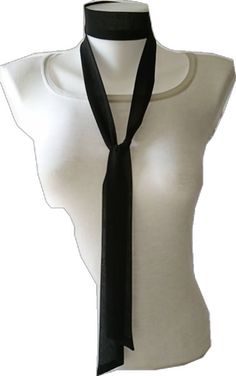 Black Neckwear With Ties For Parties, Black Standard Tie For Party, Black Tie For Party, Tie Outfits For Women, Outfits With A Tie, Neck Tie Outfit, Neck Scarf Outfit, Scarf Neck Tie, Outfit With Tie