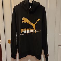 I Have A Brand New Never Worn Puma Hoodie. Selling Because I Lost 60 Pounds. No Rips, Stains, Or Weird Smells. Puma Logo Crew Neck Sweatshirt For Streetwear, Casual Puma Logo Sweatshirt For Winter, Casual Puma Logo Crew Neck Sweatshirt, Casual Long Sleeve Sweatshirt With Puma Logo, Sporty Puma Logo Sweatshirt For Winter, Winter Puma Logo Hooded Hoodie, Winter Hoodie With Puma Logo, Winter Sporty Puma Logo Sweatshirt, Puma Logo Sports Hoodie