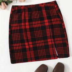 Never Worn Red And Black Plaid Thigh Split High Waisted Mini Slight Stretch Pu Skirt, Red Plaid Skirt, School Uniform Fashion, Pu Leather Skirt, Holiday Skirts, Casual Skirt Outfits, Women Skirts, Trendy Fashion Outfits, Tweed Skirt