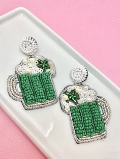 Super fun green beer Saint Patrick's Day earrings! Earrings are nickel-free, surgical steel with felt-back making them very lightweight and great for all-day wear! Saint Pattys Day Outfit, Crop Top Outfits Fall, Pattys Day Outfit, Football Earrings, Halloween Beads, Green Beer, Irish Jewelry, Saint Patrick's Day, St Pattys