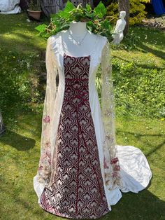 Pagan Handfasting, Handfasting Wedding, Heart Leaf, Burgundy And Gold, Gown Dress, Corset Style, Crushed Velvet, Gown Wedding Dress, Dress Clothes For Women