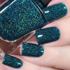 Nail Shimmer, Nail Polish Brands, Lips Shades, Her Nails, Colorful Nail Designs, Nail Designs Glitter, Nail Polish Designs