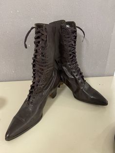 Antique Women's Boots, 1900, England. Genuine brown leather. The color of black chocolate. In a good condition. The lacing ahead is in good condition. There are no scratches, no cracks. One can wear these boots now! Size - length along the foot - 23 cm, heel 4 cm with a narrow nose. The width of the foot is 6 cm. Narrow Nose, Alt Fits, Black Chocolate, Party Hair Accessories, Party Hair, Fit Inspo, Boot Shoes Women, Fitness Inspo, Women's Boots