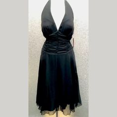 Nwt $138 Philip Decaprio Black Silk Chiffon Ruched Gathered Halter Dress Sz 8 Bust 34-36” Length 40” Waist 30” Lined Condition Is New With Tags Formal Halter Neck Lined Dress, Cottagecore Bridesmaid Dress, Caterina Dress, Pink High Low Dress, Flowy Dress Boho, Striped Jersey Dress, Tan Silk, Silk Halter Dress, Ivory Lace Dress