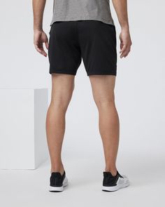 Get cozy in your Ponto Shorts, made with our signature DreamKnit™ fabric. Lightweight and smooth like butter, these shorts have a soft, stretchy material and our classic elastic waistband for an understated but overly comfortable everyday short. | Vuori Ponto Shorts | Black Heather | Large Vuori makes premium performance apparel inspired by the active Coastal California lifestyle; an integration of fitness, surf, sport, and art. Breaking down the boundaries of traditional activewear, we are a ne Smooth Like Butter, Coastal California, California Lifestyle, Short A, Training Shorts, Performance Outfit, Sustainable Fabrics, Fabric Shop, Shorts Black