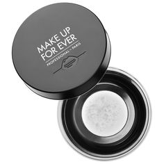 An award-winning finishing powder that’s ultra-blurring and light-diffusing to create unfiltered perfection for all skintonesin every light. The last step in your make up routine, this finishing powder blur the look of your skin’s imperfections. Revamped and now more transparent, weightless, and blurring than ever, this is the ultimate finishing powder. Parisian Makeup, Hd Make Up, Oily Eyelids, Make Up Forever, Concealer Shades, Sephora Beauty, Skin Imperfection, Finishing Powder, Make Up For Ever