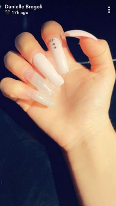 Nails Salon Ideas, Viral Nails, Naild It, Nails Salon, Salon Ideas, Mani Pedi, New Set, Nail Tech, Nails Design