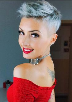 Short pixie haircuts is a great idea for ladies to get most amazing hair looks in 2018. It is feminine, contemporary and modern style for any haircut style. Choose the best short pixie haircut to add elegance and dimensions in your short haircuts. See our top collection of short haircuts for pixie hair in 2018. Pixie Hair Styles, Thick Hair Cuts, Blonde Haircuts, Modern Haircuts, Pixie Haircut For Thick Hair, Haircut For Thick Hair