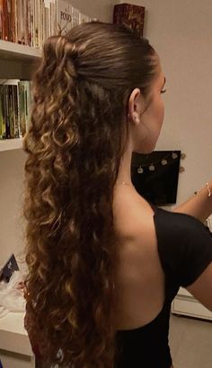 Receding Hair, Jeremy Lin, Hairstyles Ponytail, Curly Hair Styles Easy, Wavy Curly Hair, Curly Hair Inspiration, Hair Wedding