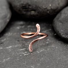 These rings are made with copper wire. Depending on the size you order, it can be worn as a midi ring or a normal ring. ✩ The item comes in a branded gift box- perfect for gifting.  ✩ All items are handcrafted by myself and every effort is taken to produce a high quality product.  ✩ If you have particular questions, send me a message! I am also doing jewelry upon request, so if you have an idea of what you want me to make for you, please get in touch to talk about it! Making Copper Rings, Handmade Minimalist Rose Gold Midi Rings, Minimalist Adjustable Copper Ring, Copper Rings Handmade, Jewelry Smithing, Copper Jewelry Diy, Copper Wire Ring, Minimalistic Ring, Handmade Copper Jewelry