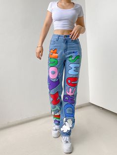 Introducing our remarkable Contrast Color in Your Dreams Graffiti Print Loose High Waist Jeans, a fashion-forward statement piece that brings an artistic flair to your wardrobe. These jeans are designed to elevate your style with their unique combination of contrasting colors and urban-inspired graffiti prints. Crafted with meticulous attention to detail, these jeans feature a high waist design that flatters your figure and accentuates your curves, providing a comfortable and confident fit. The Daisy Clothes, Punk Denim, Hipster Prints, Hip Hop Women, Electron Microscope, Jean Large, Denim Patterns, Graffiti Prints, High Waist Fashion