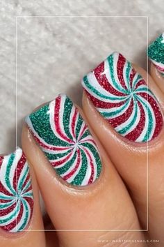 Spearmint Christmas Nails, Red And Green Candy Cane Nails, Christmas Red And Green Nails, Christmas Swirl Nails, Peppermint Swirl Nails, Christmas Nails Design Holiday, Funky Christmas Nails, Peppermint Nails, Leo Nails