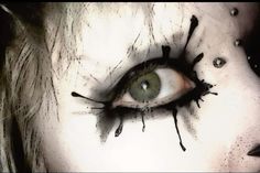 Creepy Black Makeup, Dramatic Goth Makeup, Big Eye Makeup, Fruit Makeup, Contemporary Makeup, Face Markings