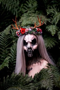 Wendigo Makeup, Shrek Halloween, Haunt Makeup, Sfx Ideas, Challenges Ideas, Deer Costume, Horror Make-up