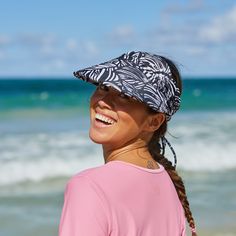 A must have accessory for those who love being out under the sun, this Swim Visor is ideal for use on both land and in the water. Water Hat, Waterproof Hat, Swimming Activities, Wet Clothes, Water Activities, Be Safe, Active Women, Hat Shop, Women's Summer Fashion