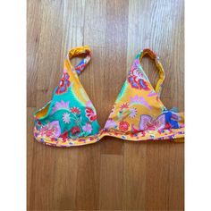 Excellent Condition. New, Never Worn. Xs But Fits Like A Medium. - If You Want To Ask A Question, Leave Feedback Or Suggest An Idea, Don't Hesitate To Contact Me. #Beach #Vacation #60's #70's #Suit #Bathing #Bikini #Floral #Psychedelic Vibrant Stretch Swimwear With Triangle Top, Colorful Triangle Top Swimwear For Spring, Colorful Fitted Beachy Swimwear, Sunbathing Swimwear With Vibrant Print And Triangle Top, Fitted Tropical Colorful Swimwear, Fitted Colorful Tropical Swimwear, Vibrant Fitted Swimwear With Triangle Top, Vibrant Fitted Swimwear, Fun Fitted Swimwear For Vacation