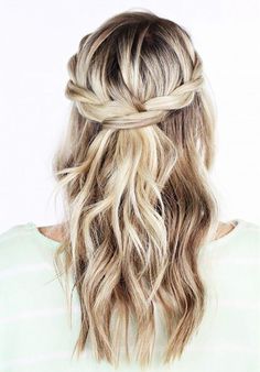 Love this beach waves hair look? Check out our easy tutorial here on http://dropdeadgorgeousdaily.com/2014/11/quickest-beach-waves-ever/ Braid Crown Tutorial, Weekend Hair, Wedding Guest Hairstyles, Wedding Hair Down, Half Up Hair, Wedding Hair And Makeup