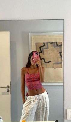 Australian Summer Aesthetic, Party Outfit Fall, Gigi Hadid Kendall Jenner, Spain Outfit, Outfits For Mexico, Out Outfits, Cute Outfit Ideas, City Fashion