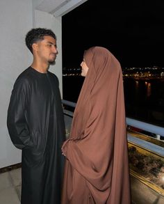 Zakaria Aboukhlal, Halal Couple, Mode Niqab, Gym Couple, Islam Marriage, Estilo Hijab, Mode Turban, Muslim Couple, Muslim Couple Photography