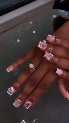 Fire Work Nail Design, Layover Nails, Shorties Nails Pink, Short Nail Designs Black Women, Nails For 7th Grade, Light Pink Nails Short, Nails Bday, Shorties Nails, Stitch Merchandise