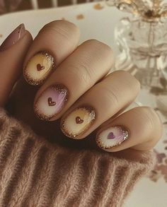 28 Exclusive Cottagecore Aesthetic Nail Ideas for Valentine's Day - The Mood Guide