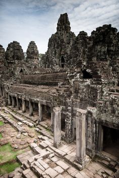 the ruins of an ancient temple in asia