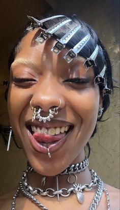 Punk Hairstyles Black Women, Alternative Hairstyles Black Women, Alternative Black Women Aesthetic, Black Punk Hairstyles, Alt Black Hairstyles, Alt Braids, Punk Black Women, Punk Hair Styles, Alt Black Woman