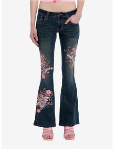 Pink 2000s Outfit, Jeans Back Pocket Design, Depop Tips, Where To Get Cute Clothes, Jeans With Designs, Pink Flare Jeans, Rhinestone Clothes, Y2k Pink Outfit, Myspace Aesthetic