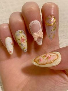 Nail Inspo Floral, Tea Party Nails, Nails Delicate, Fall Nails Inspiration, Flowers Coquette, Delicate Nails, Gel Nail Art Designs, Summery Nails