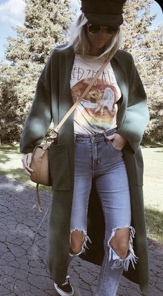 Mode Hippie, Looks Black, Mode Inspo, Mode Inspiration, Fall Winter Outfits, Outfits Casuales, Preston, Ripped Jeans, Look Fashion