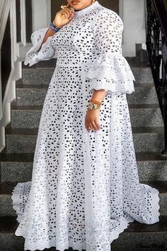 Olivia Mark - Flattering Plus Size White Casual Dress with O-Neck Design, Patchwork and Flounce Details Muslim Fashion Abayas, Beautiful Lace Dresses, Lace Gown Styles, African Lace Dresses, Cutout Maxi Dress, Casual White Dress, Vestidos Vintage, African Dresses, Straight Dress