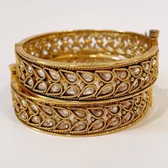 Gold plated Polki openable bangle pair/Statement Kada/Kundan Bangles/Bridal Bangle/Indian Wedding/Pakistani/Punjabi Bollywood Style Bangle For Diwali Wedding, Bollywood Bangle For Wedding And Diwali, Bollywood Style Wedding Bangle For Diwali, Kundan Cutdana Bangle For Wedding, Cutdana Kundan Bangle For Wedding, Wedding Bangle With Cutdana For Diwali, Festive Bridal Bangle Sets With Hand Set, Festive Kundan Bridal Bangle Set, Festive Kundan Bracelets With Cutdana