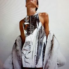 Beautiful Silver Tent Mini Dress For When Your Ready For A Night Out And Want To Look Sophisticated And Classy. All Heads Will Turn When You Walk In. Chic Metallic Mini Dress For Party Season, Chic Mini Dress For Night, Glamorous Fitted Night Dress, Glamorous Fitted Dress For Night, Chic Metallic Mini Dress For Summer, Chic Summer Mini Dress For Night, Elegant Mini Dress, Legging Jeans, Shift Dresses