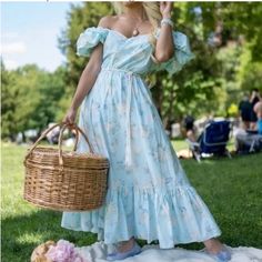 Nwt. Gorgeous Dress! Baby Blue With Cream Colored Roses. Comes With Belt. Estelle Dress, Magical Dress, Blue Floral Maxi Dress, Love Shack Fancy, Puff Dress, Tiered Ruffle Skirt, Blue Floral Dress, Romantic Dress, Floral Blue Dress