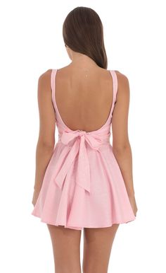 Jacquard Open Back Bow Dress in Pink | LUCY IN THE SKY Lucy In The Sky Pink Dress, Light Purple Hoco Dress, Purple Hoco Dress, Unique Hoco Dresses, Recruitment Dresses, Back Bow Dress, Hoco Dresses Pink, Cute Formal Dresses, Lover Dress