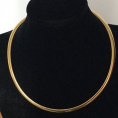 Goldtone Omega Necklace Nwot. 18" Chain Necklace Has Never Been Used And Is Shiny And New Looking. Clasp Holds Securely. Width Of Chain Is 1/4". No Signature Or Material Content. It Is A Very High Quality, With Nice Weight, But Not Genuine Gold. Omega Necklace, Choker Gold, Chain Choker, Womens Jewelry Necklace, Choker, Chain Necklace, Jewelry Necklaces, Women Jewelry, Thing 1