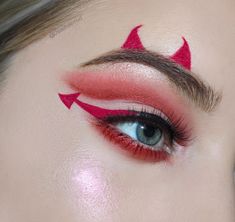 Devilish Makeup, Hallowen Schminke, Devil Makeup Halloween, Maquillage Halloween Simple, Devil Makeup, Halloween Make-up Looks, Halloweenský Makeup, Holloween Makeup, Mekap Mata